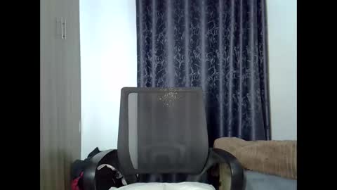 Moonlitdesire0 online show from May 17, 10:28 pm