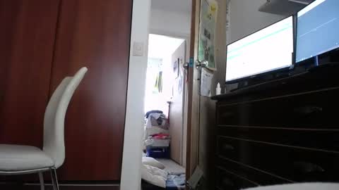 Snapshot of moonlunita chatting on March 4, 8:59 pm moonlunita online show from March 4, 8:59 pm