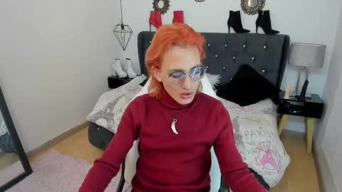Moon online show from October 21, 8:42 pm