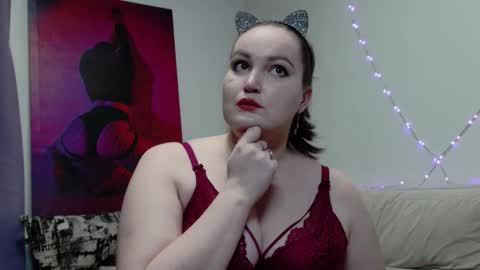 Snapshot of moonshinelady chatting on October 16, 9:16 pm Kate online show from October 16, 9:16 pm