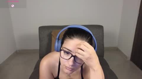 Moon Woman online show from October 15, 4:56 am