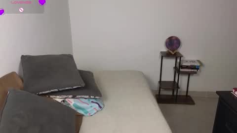 Moon Woman online show from February 24, 3:37 am