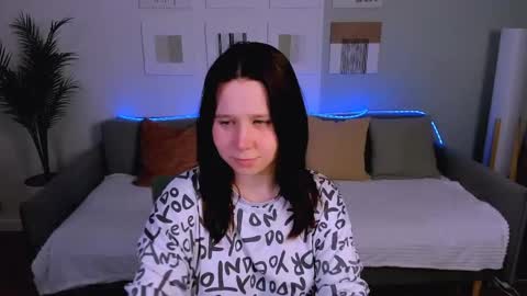 Snapshot of mooonlightsky chatting on April 25, 4:26 pm Charli online show from April 25, 4:26 pm