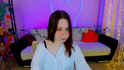 Snapshot of mooonlightsky chatting on May 25, 11:16 am Charli online show from May 25, 11:16 am
