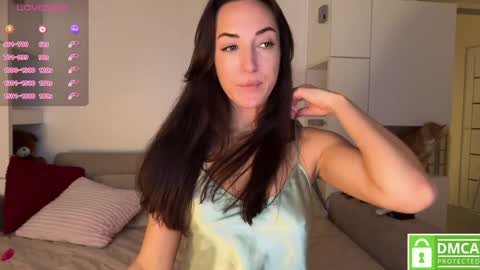 Snapshot of moorekatty chatting on December 2, 10:56 pm Please call my Kattypvt 60 tk in minut open Free Lovense control in pvt online show from December 2, 10:56 pm