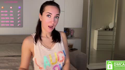 Snapshot of moorekatty chatting on December 8, 9:30 pm Please call my Kattypvt 60 tk in minut open Free Lovense control in pvt online show from December 8, 9:30 pm