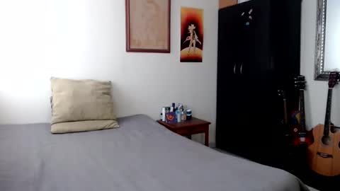 Snapshot of morbidangel08 chatting on February 17, 7:53 pm Abelardo online show from February 17, 7:53 pm