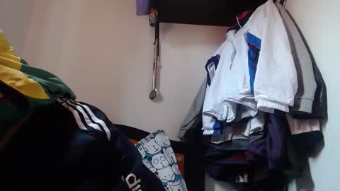Snapshot of morbidangel08 chatting on May 25, 4:24 pm Abelardo online show from May 25, 4:24 pm