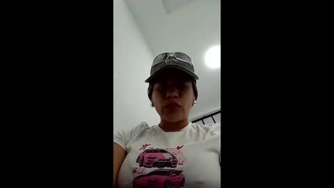 Snapshot of morbucksrica chatting on February 25, 2:05 pm morbucksrica online show from February 25, 2:05 pm