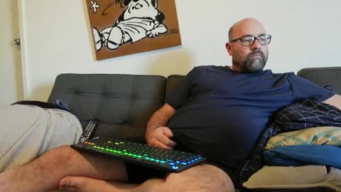 Snapshot of mordecai_the_great chatting on March 23, 2:15 am Ce nest pas Mordecai online show from March 23, 2:15 am