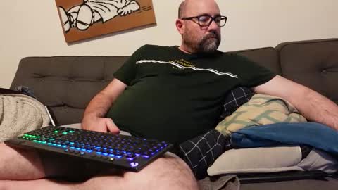 Snapshot of mordecai_the_great chatting on March 24, 8:41 am Ce nest pas Mordecai online show from March 24, 8:41 am