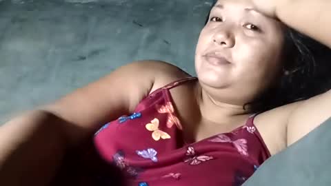 Snapshot of morenapinay19xxx chatting on June 23, 9:24 pm morenapinay19xxx online show from June 23, 9:24 pm