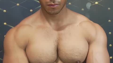 moreno1muscular online show from September 19, 9:26 pm