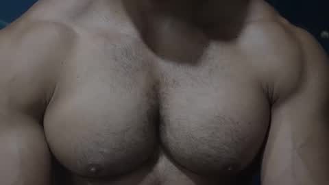 moreno1muscular online show from September 27, 6:51 am