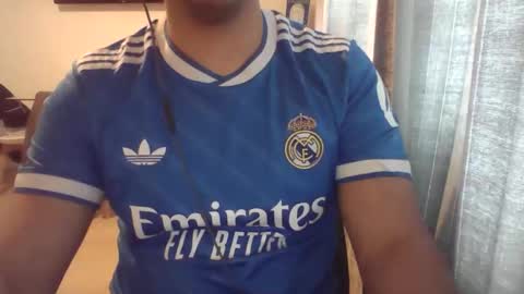 Snapshot of morenolatin19 chatting on April 3, 2:15 pm Jos Luis online show from April 3, 2:15 pm