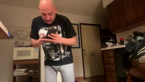 Snapshot of morethanenough437431 chatting on October 12, 8:24 am morethanenough437431 online show from October 12, 8:24 am