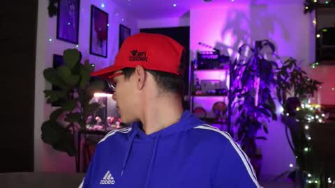 Snapshot of morgan_hiller chatting on March 4, 1:55 am   online show from March 4, 1:55 am