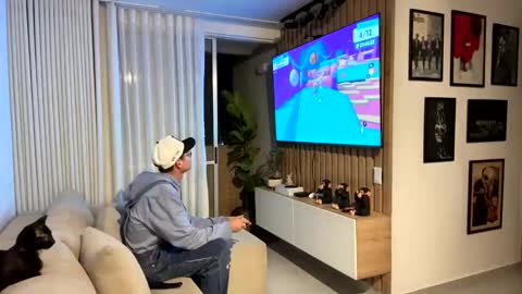 Snapshot of morgan_hiller chatting on October 21, 2:01 am   online show from October 21, 2:01 am