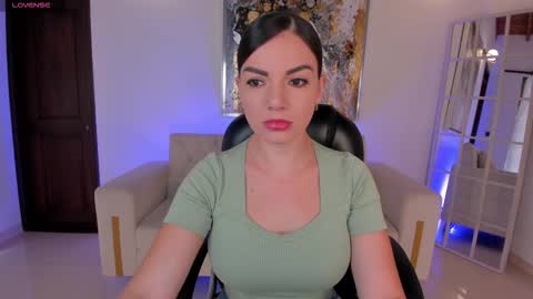 Morgan Hicks online show from November 25, 7:47 pm