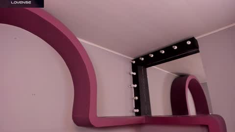 Snapshot of morganlake_ chatting on December 23, 3:37 am Morgan online show from December 23, 3:37 am