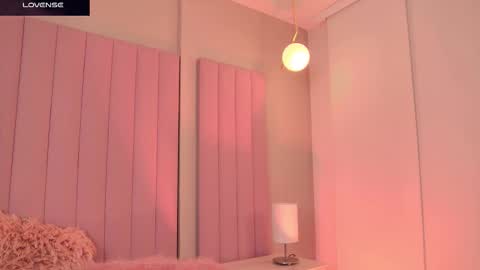 Snapshot of morganlake_ chatting on February 20, 6:26 am Morgan online show from February 20, 6:26 am