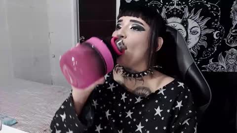 Morgan Moon online show from November 30, 10:47 pm