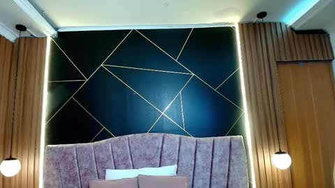 Snapshot of moriahstorm chatting on February 27, 12:16 pm Moriah online show from February 27, 12:16 pm