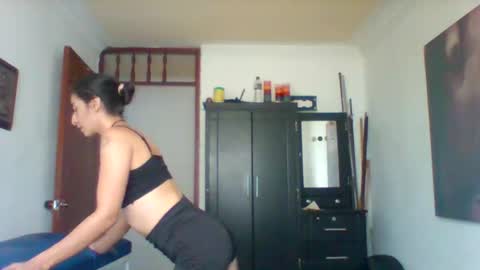 moritha2397 online show from January 14, 2:33 pm