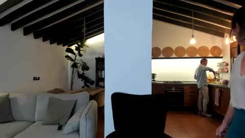 Miri  Charlie online show from October 11, 8:40 pm