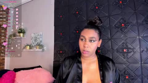 Snapshot of morochaa_fire chatting on December 2, 2:41 pm Morocha  online show from December 2, 2:41 pm