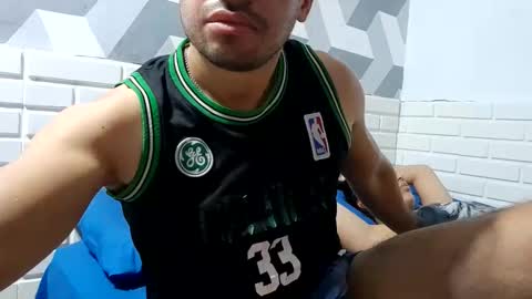 Snapshot of morocho2286 chatting on March 1, 3:03 pm morocho2286 online show from March 1, 3:03 pm