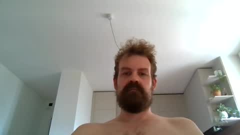 Snapshot of morritz chatting on June 24, 1:32 pm morritz online show from June 24, 1:32 pm