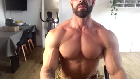 Snapshot of mosh2 chatting on November 9, 7:34 pm Kattie Mosh online show from November 9, 7:34 pm