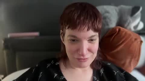 Snapshot of mossy_mommy chatting on February 18, 10:25 pm Mossy Mommy online show from February 18, 10:25 pm