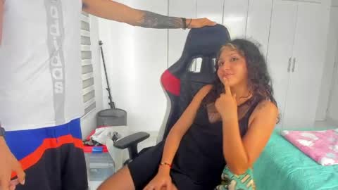 Snapshot of motadandcalis chatting on May 28, 10:07 pm ig motasandcalis online show from May 28, 10:07 pm