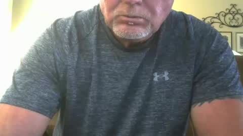 motorguy08 online show from October 23, 9:13 pm