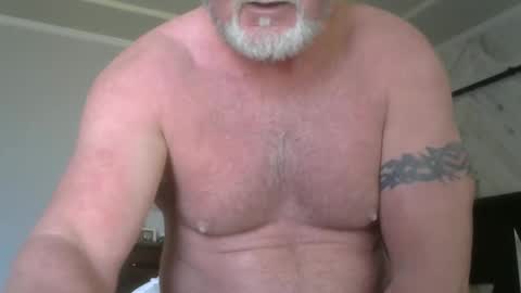 Snapshot of motorguy08 chatting on February 5, 10:03 pm motorguy08 online show from February 5, 10:03 pm