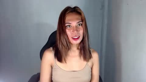 mouiline_rouge69 online show from September 12, 3:39 am