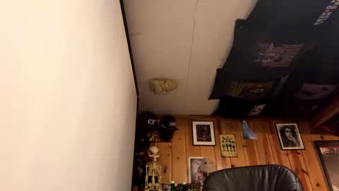 Snapshot of mountainjake chatting on March 6, 3:35 am Jake online show from March 6, 3:35 am