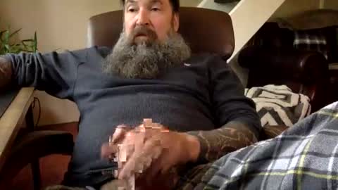 mountainman69696 online show from May 9, 6:35 pm