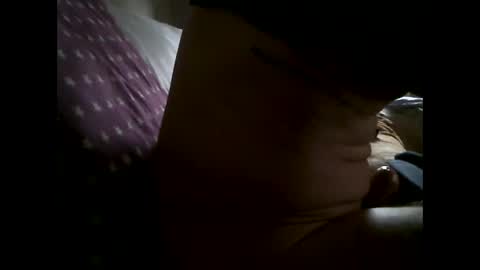 Snapshot of mowgli1977 chatting on December 12, 11:29 am mowgli1977 online show from December 12, 11:29 am