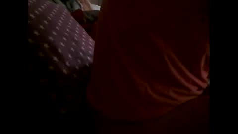 Snapshot of mowgli1977 chatting on October 20, 11:21 am mowgli1977 online show from October 20, 11:21 am