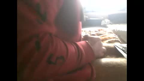 Snapshot of mowgli1977 chatting on November 5, 11:54 am mowgli1977 online show from November 5, 11:54 am