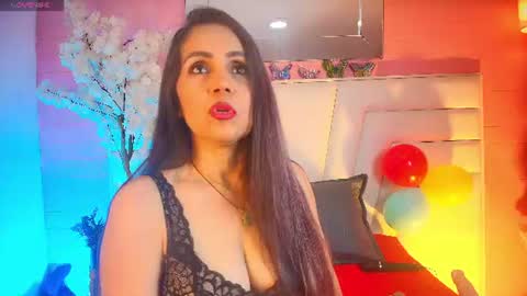 Snapshot of moxa_hot chatting on June 25, 4:55 pm moxa hot online show from June 25, 4:55 pm