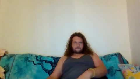 Snapshot of moz87 chatting on November 10, 7:07 am moz87 online show from November 10, 7:07 am