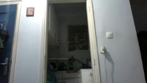 mppempis81 online show from February 18, 8:49 pm