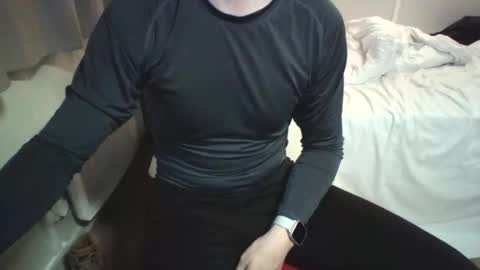 mr0699hotboy online show from December 16, 4:12 pm