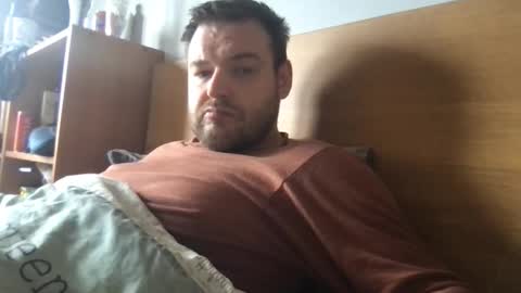 Snapshot of mr834565 chatting on February 23, 11:51 am mr834565 online show from February 23, 11:51 am