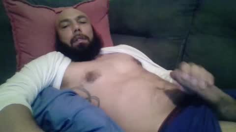 Snapshot of mr8plus chatting on February 10, 10:36 pm Mr8 online show from February 10, 10:36 pm