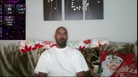 Snapshot of mr___good chatting on December 9, 3:50 am Mr. Good and Ms. Plenty online show from December 9, 3:50 am